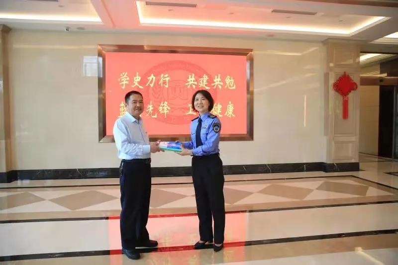 OG���ˡ��ٷ�(�й�)���޹�˾